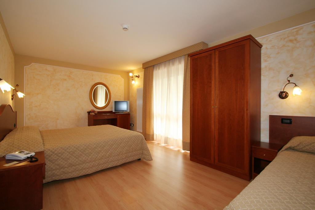 Hotel Dama Bianca Вальтурнанш Номер фото